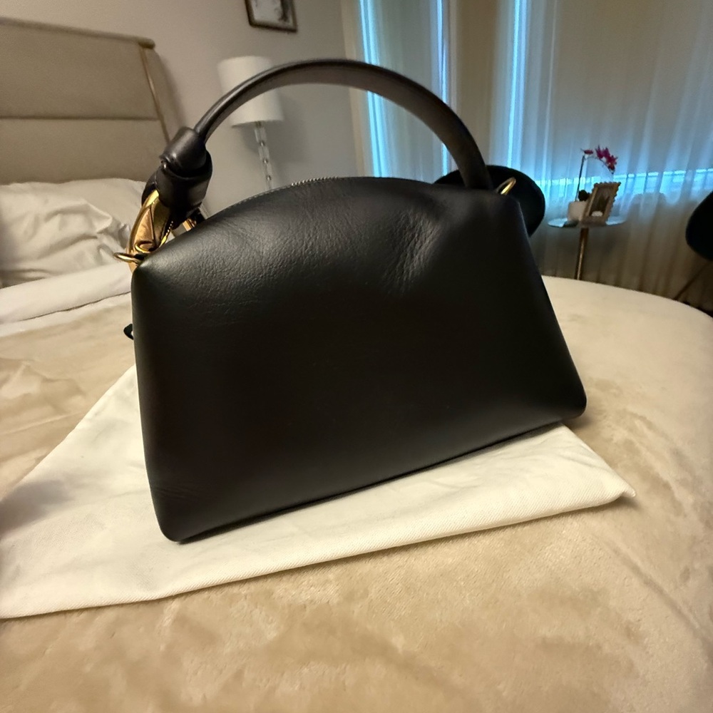 JW ANDERSON Black Corner Bag - Picture 11 of 14